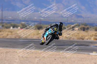 media/Dec-17-2023-CVMA (Sun) [[bf0c04832d]]/Race 2 Amateur Supersport Open/